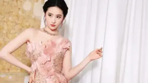 安徽17岁小伙胸腔藏5厘米缝衣针